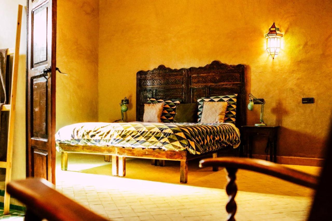 Riad Caravasar Merzouga Exterior photo