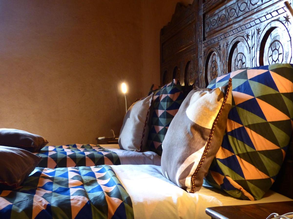 Riad Caravasar Merzouga Exterior photo